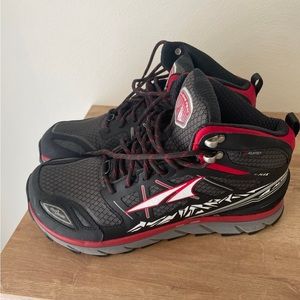 Women's Altra Lone Peak 3.0 V-Flex Gaiter Trap Zero Drop Shoes Black Red Hiking